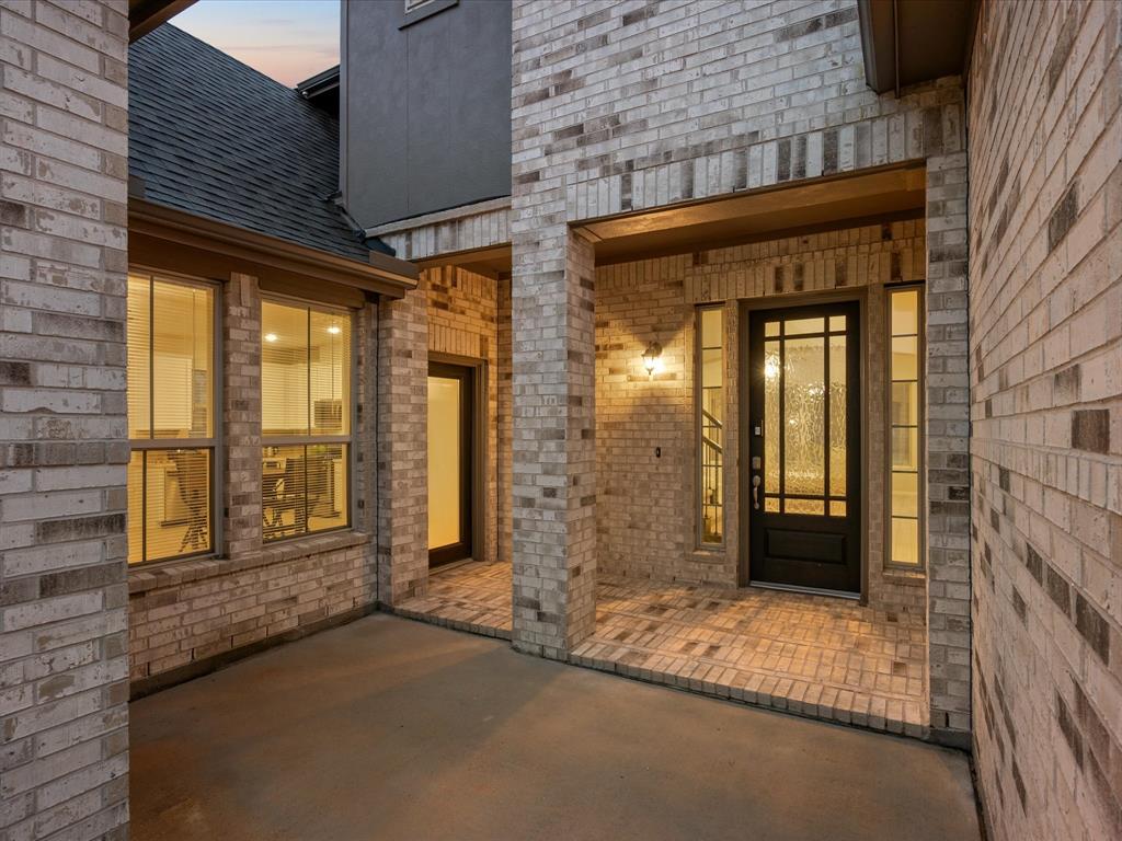 262 Peninsula Point Drive