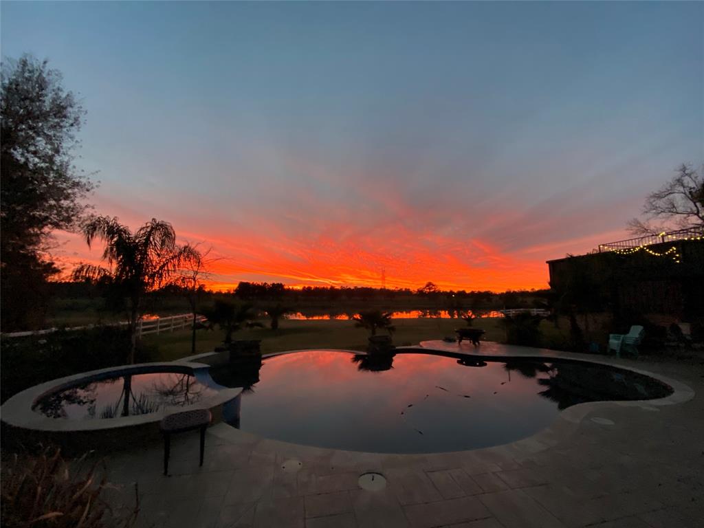 32710 Tall Oaks Way