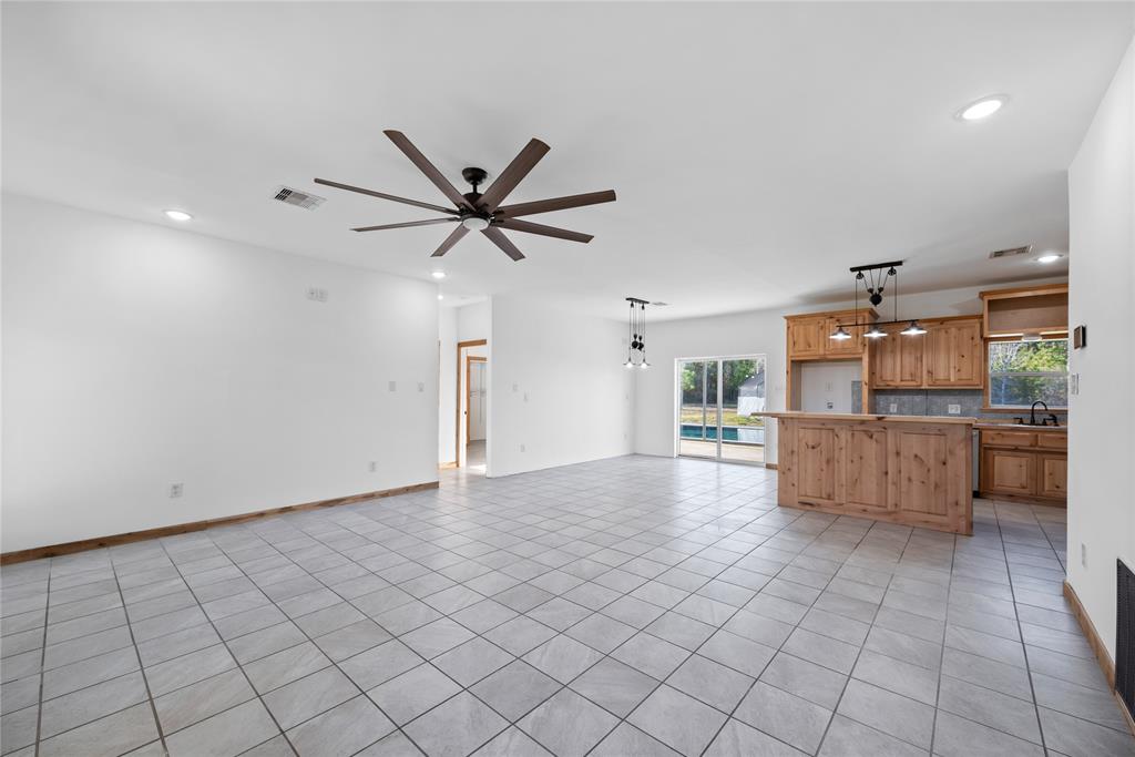 1193 Felix Currie Road, Oakhurst, Texas image 5