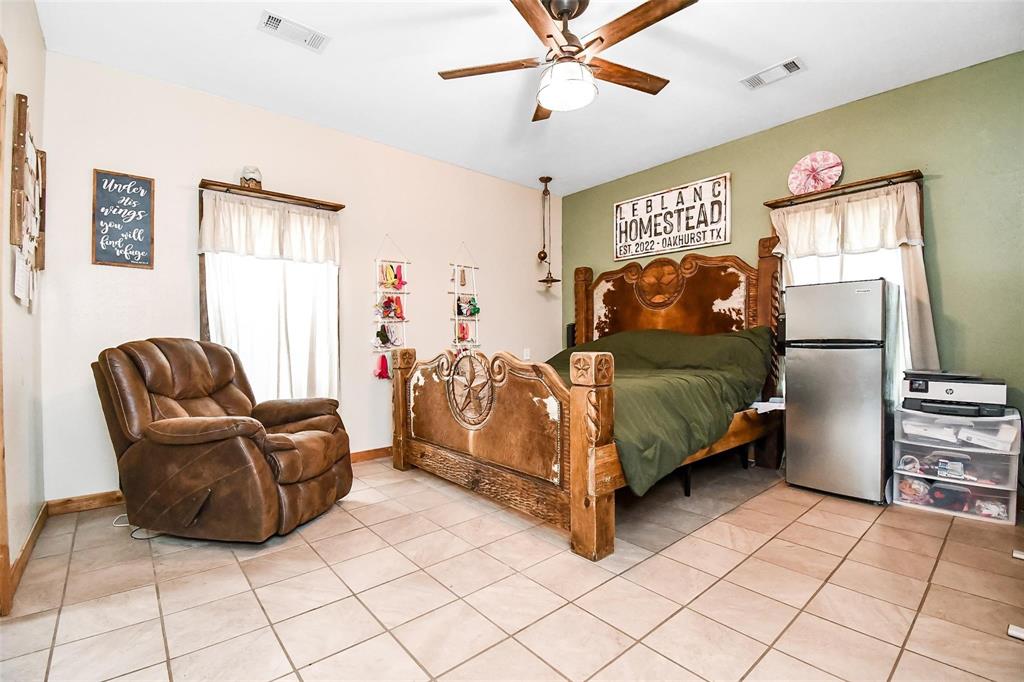 1193 Felix Currie Road, Oakhurst, Texas image 12