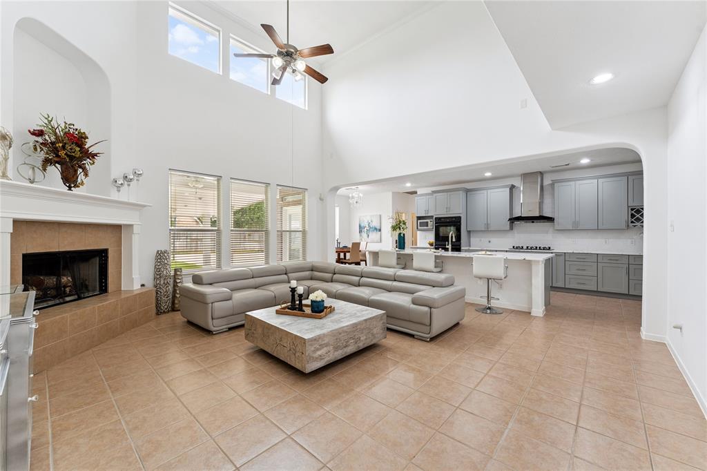 7202 Fountain Meadow