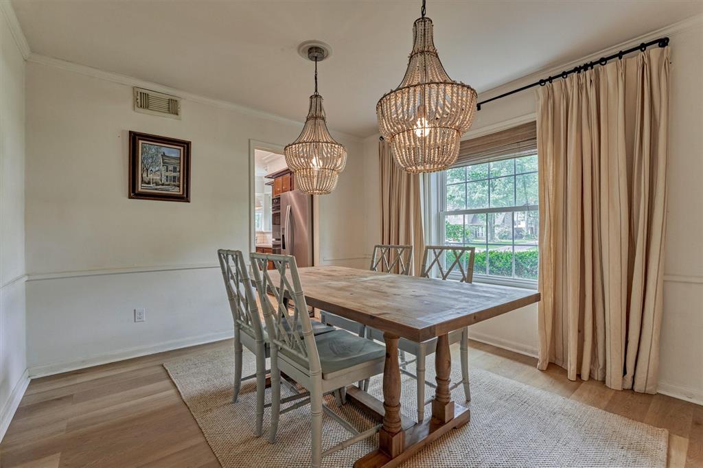 6215 Glenhill Drive, Spring, Texas image 5