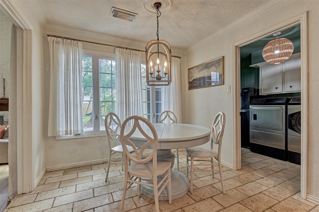 6215 Glenhill Drive, Spring, Texas image 10