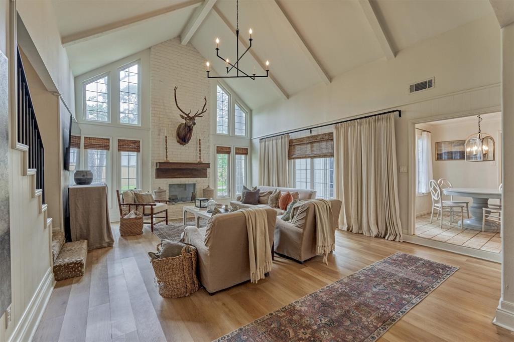 6215 Glenhill Drive, Spring, Texas image 13