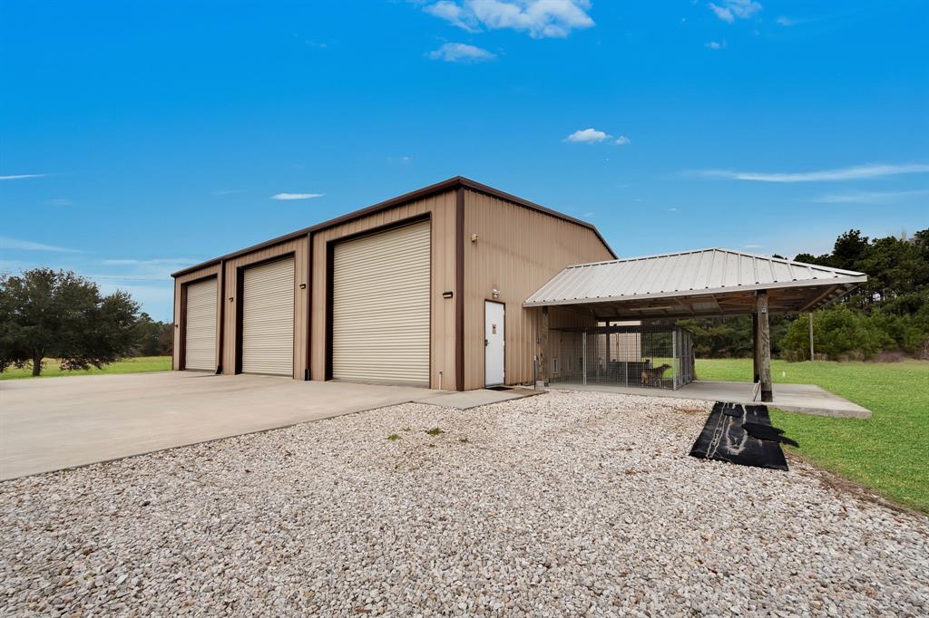 500 County Road 2276, Cleveland, Texas image 31