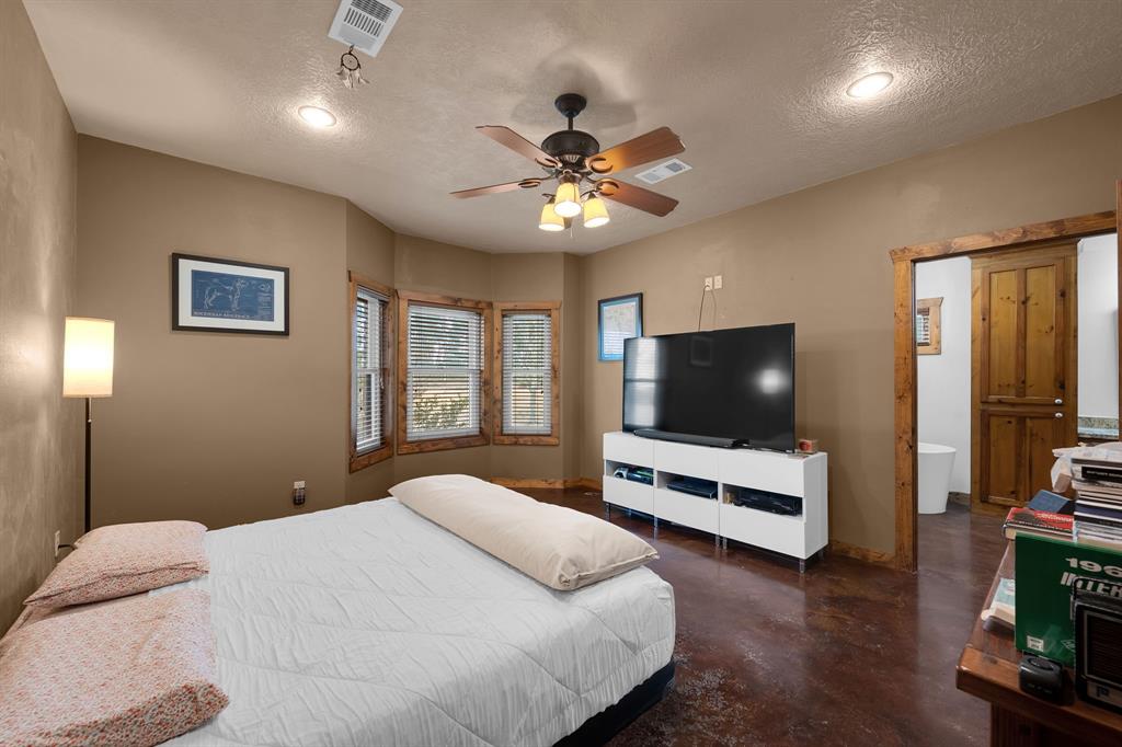 500 County Road 2276, Cleveland, Texas image 21