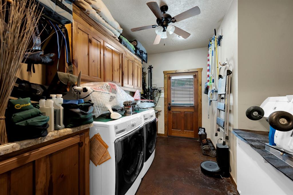 500 County Road 2276, Cleveland, Texas image 20