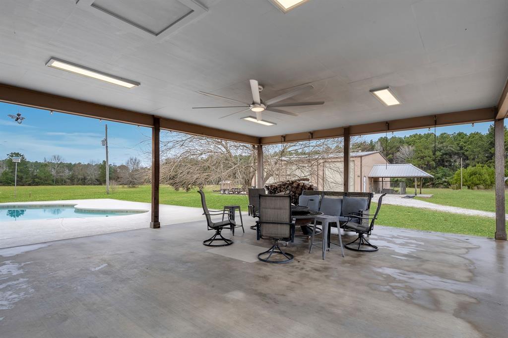 500 County Road 2276, Cleveland, Texas image 33