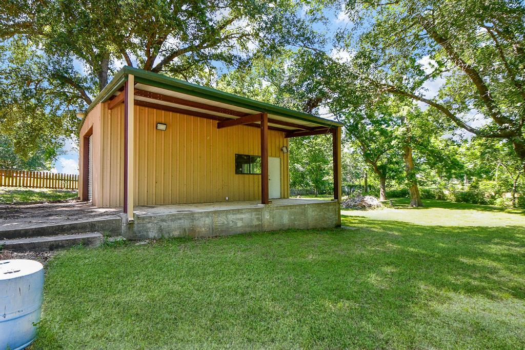 406 Hidden Creek Circle, Sealy, Texas image 43