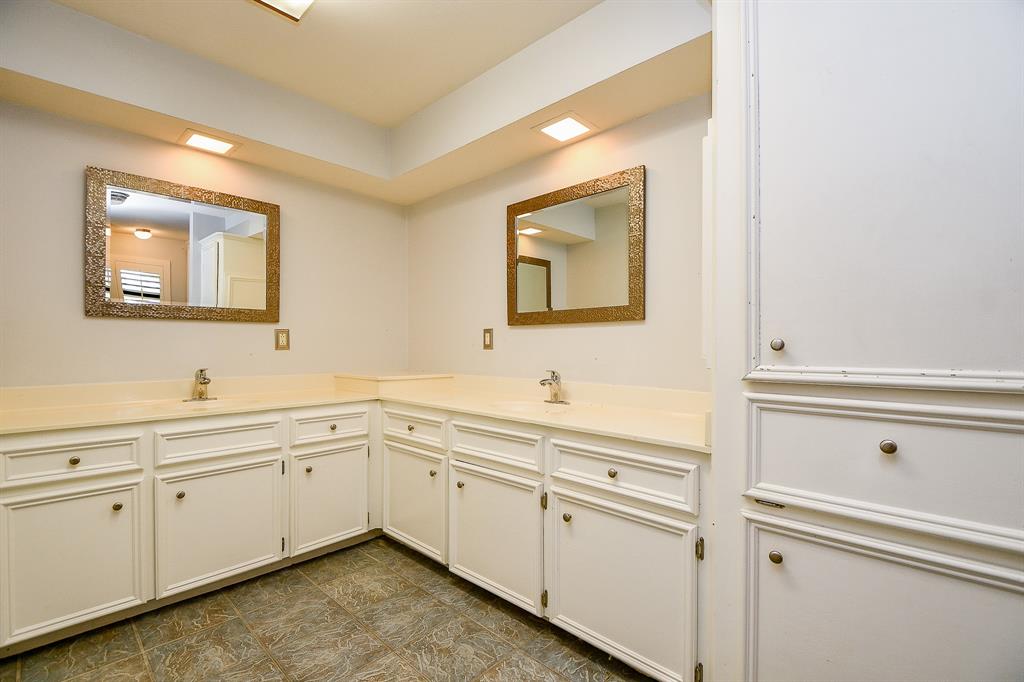 406 Hidden Creek Circle, Sealy, Texas image 22