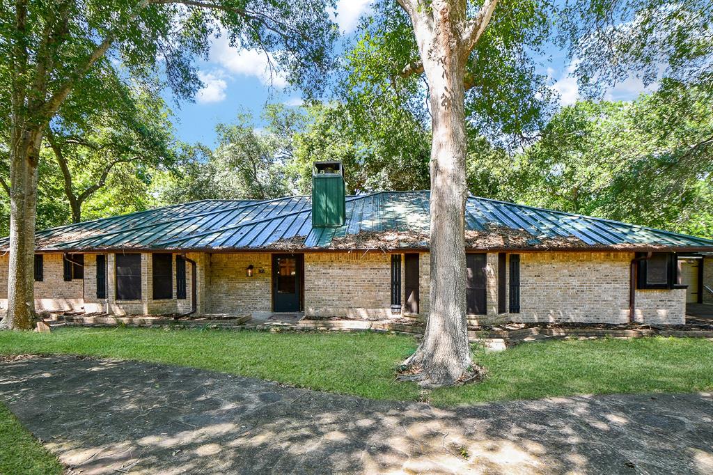 406 Hidden Creek Circle, Sealy, Texas image 39