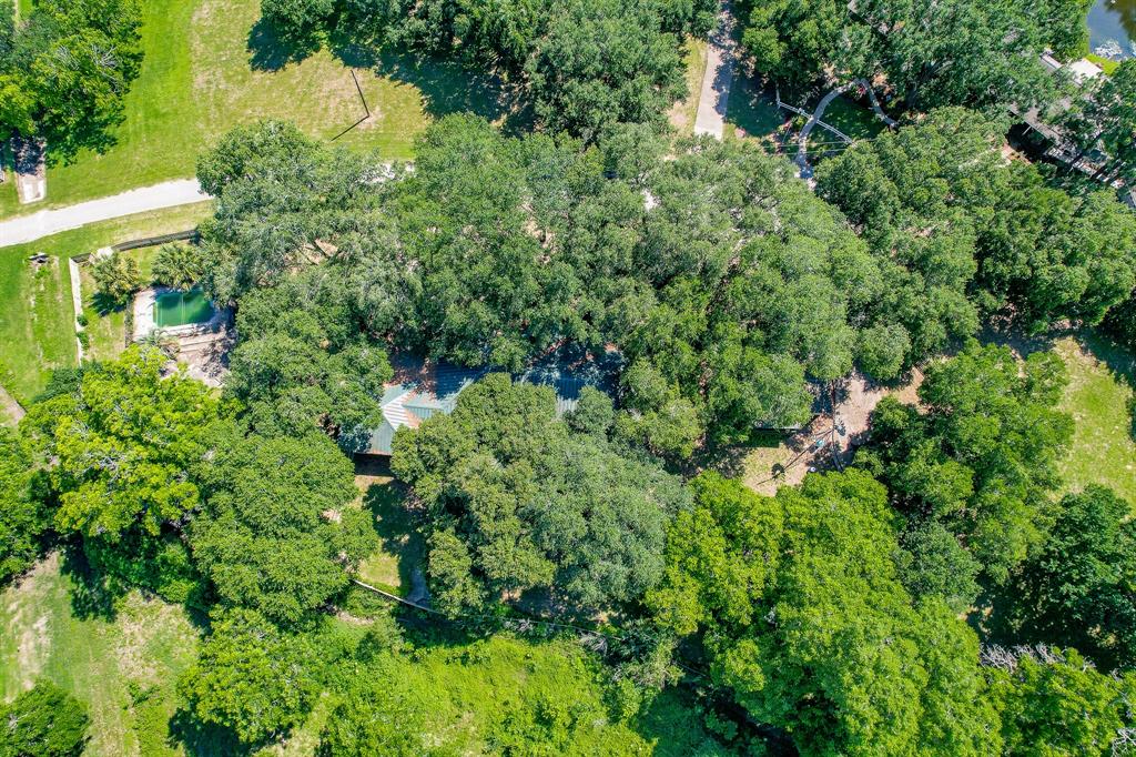 406 Hidden Creek Circle, Sealy, Texas image 50