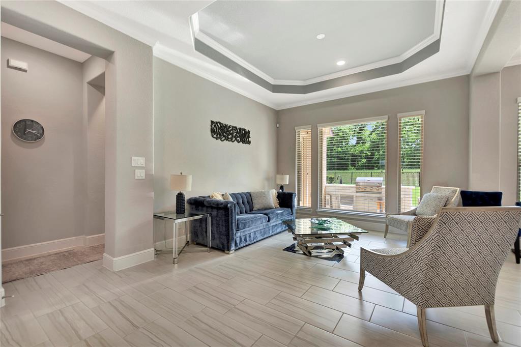 6614 Tarrion Bay Lane, Sugar Land, Texas image 10
