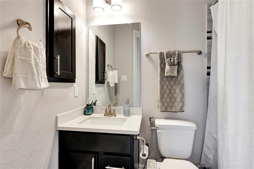 6614 Tarrion Bay Lane, Sugar Land, Texas image 7
