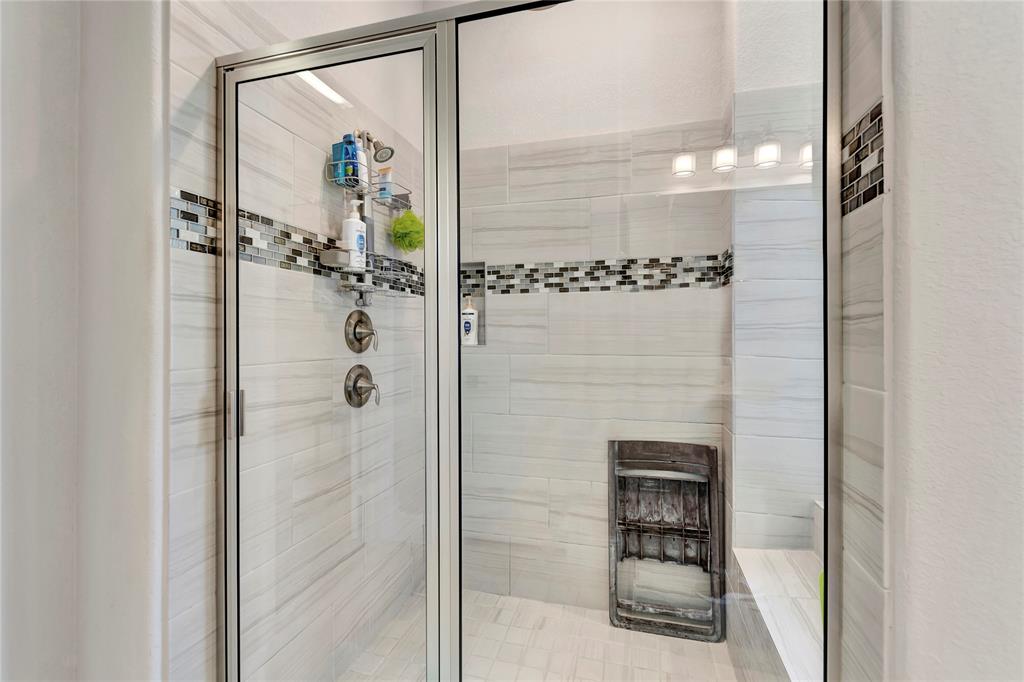 6614 Tarrion Bay Lane, Sugar Land, Texas image 21