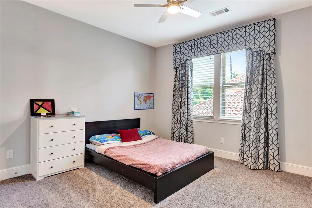6614 Tarrion Bay Lane, Sugar Land, Texas image 32