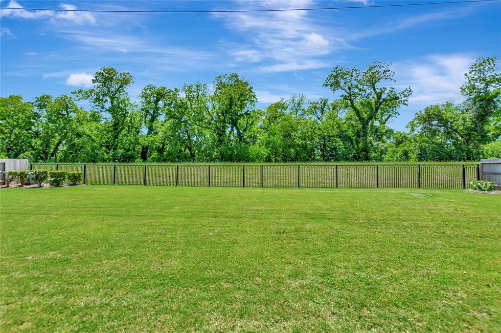 6614 Tarrion Bay Lane, Sugar Land, Texas image 35