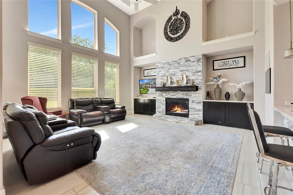 6614 Tarrion Bay Lane, Sugar Land, Texas image 12