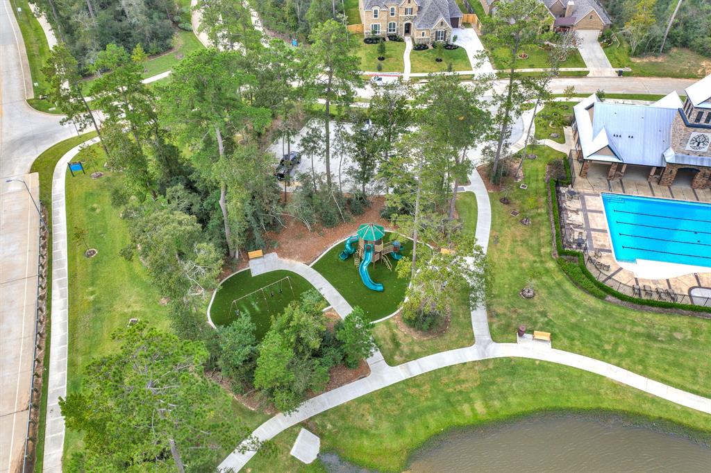 510 Blossom Cove Court, Pinehurst, Texas image 35