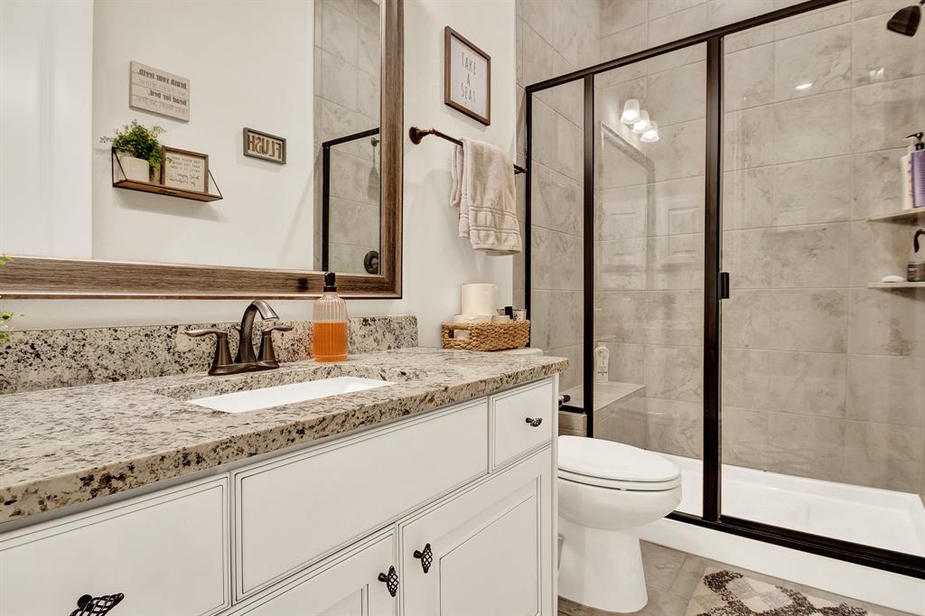 510 Blossom Cove Court, Pinehurst, Texas image 23
