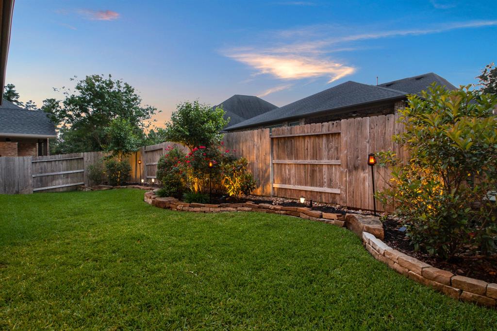 510 Blossom Cove Court, Pinehurst, Texas image 30
