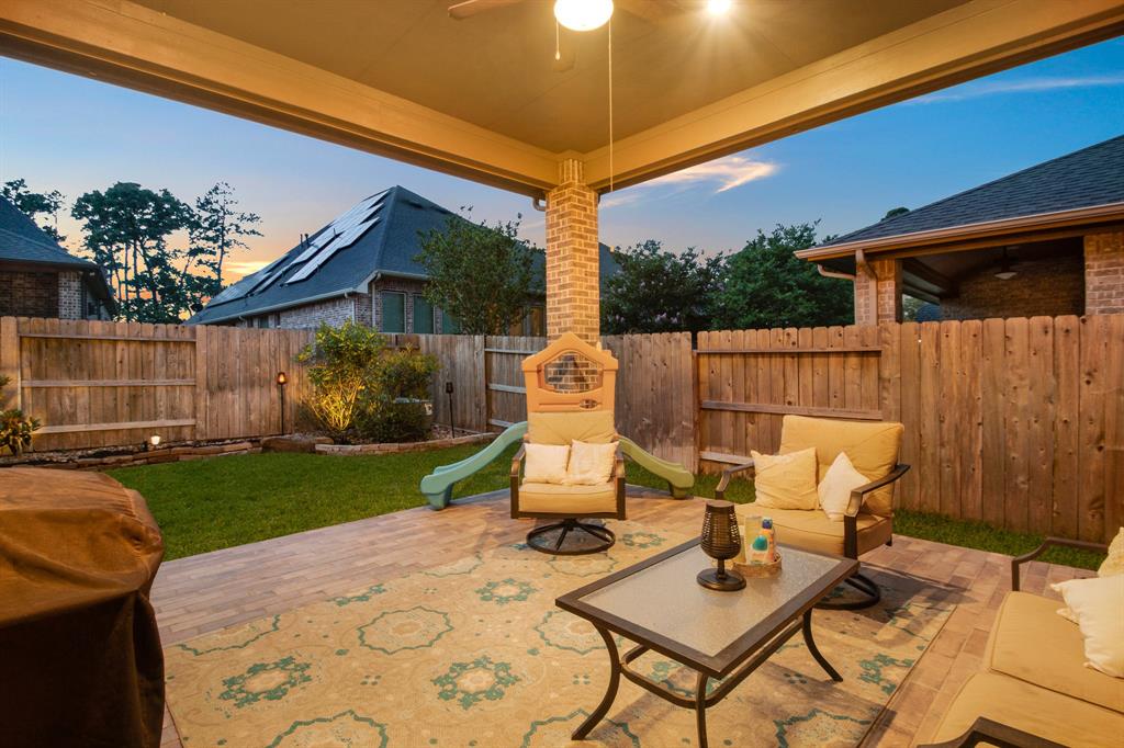510 Blossom Cove Court, Pinehurst, Texas image 27