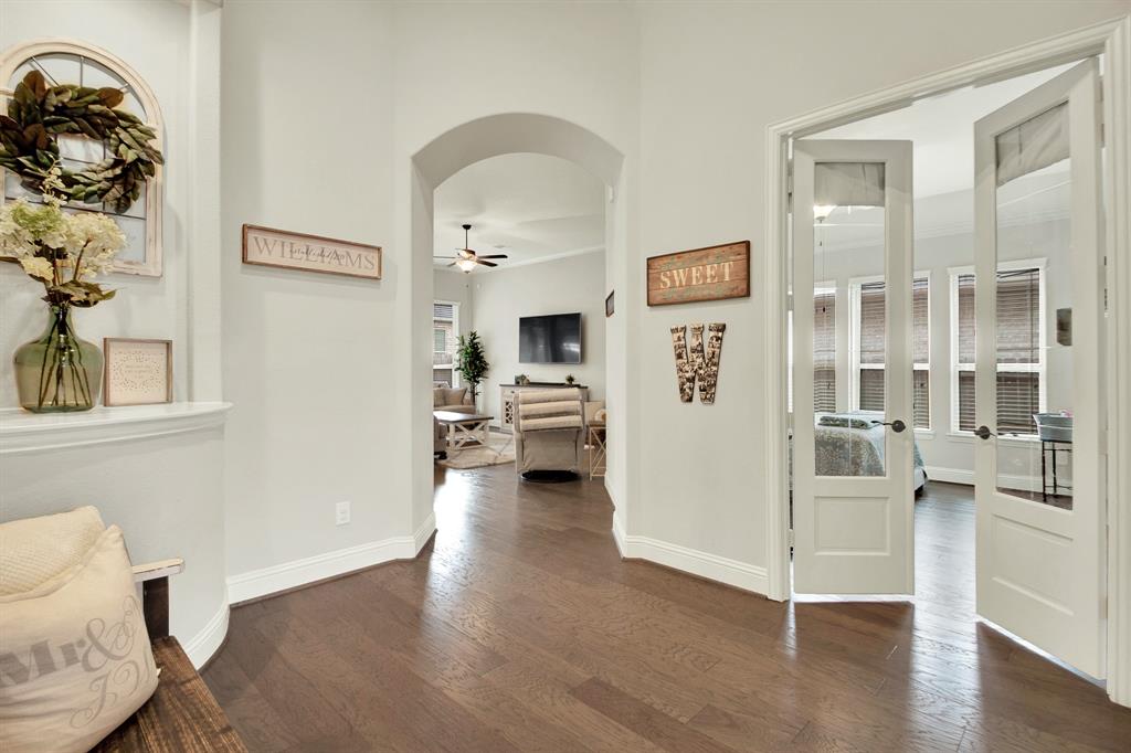 510 Blossom Cove Court, Pinehurst, Texas image 5