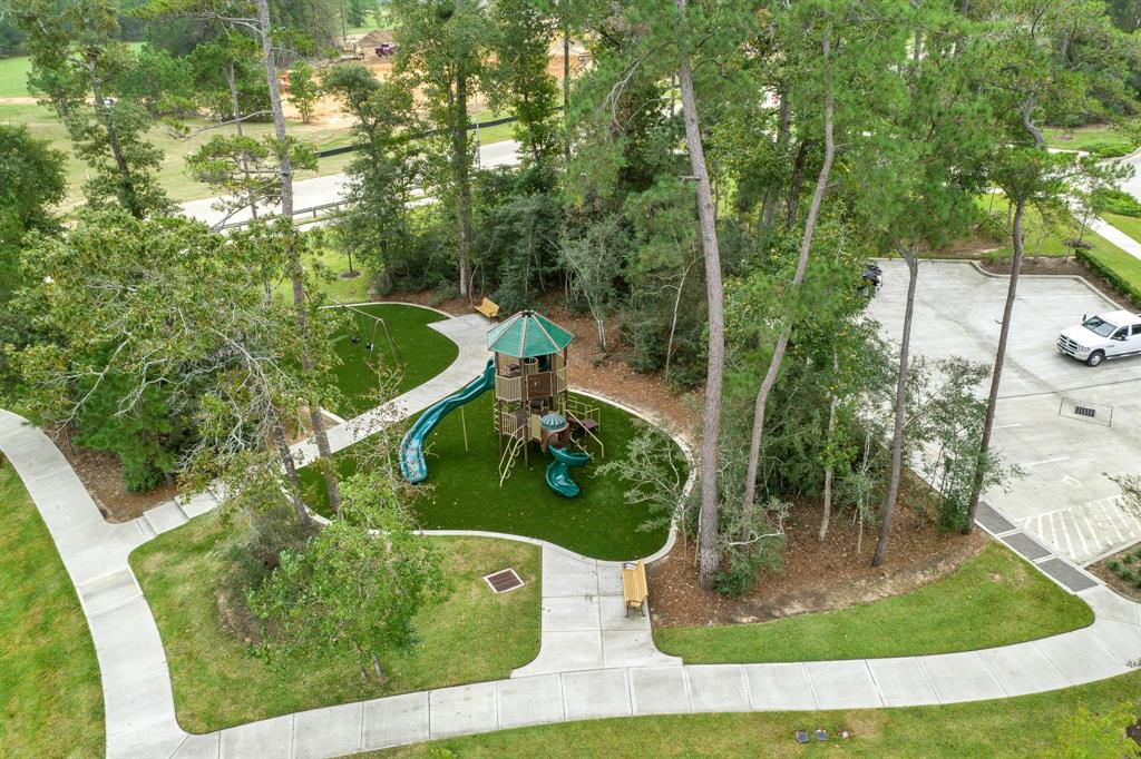 510 Blossom Cove Court, Pinehurst, Texas image 37