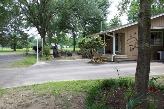 144 Holly Hill Road, Livingston, Texas image 3