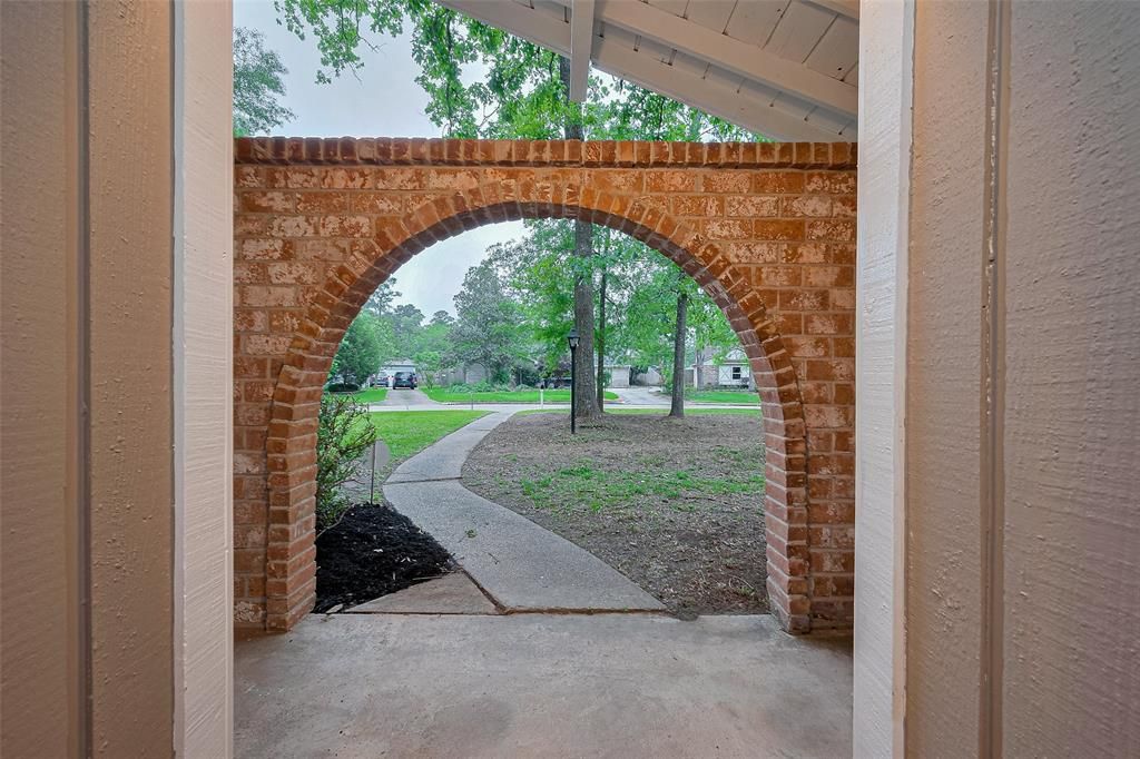 Photo of 3214 Three Pines Drive, Houston, TX 77339 (MLS # 4924136)