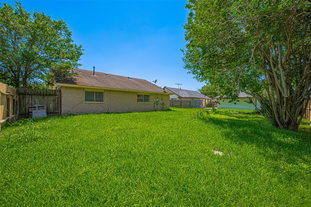 10407 Sagemeadow Lane, Houston, Texas image 30