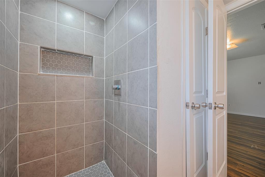 10407 Sagemeadow Lane, Houston, Texas image 27