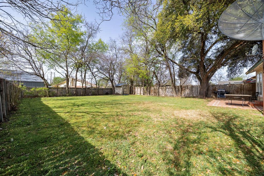 303 W Applegate Drive, Austin, Texas image 25
