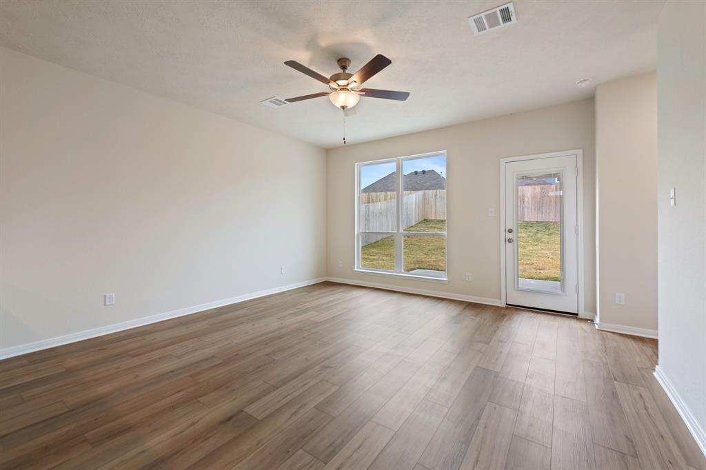 1410 Lake Ridge Drive, Brenham, Texas image 21