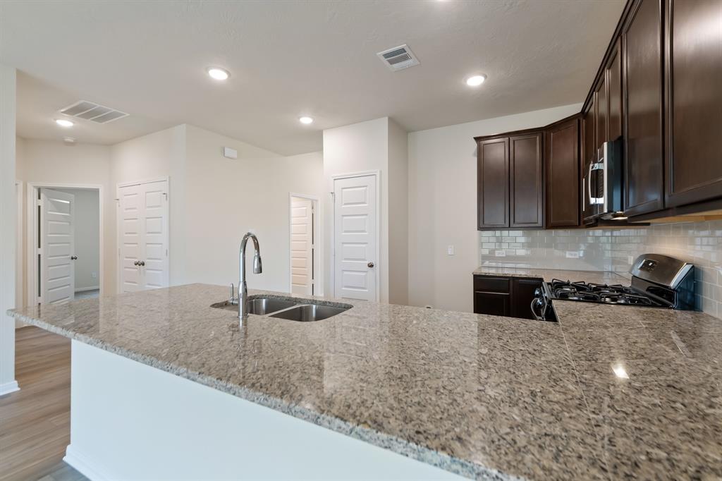 1410 Lake Ridge Drive, Brenham, Texas image 15