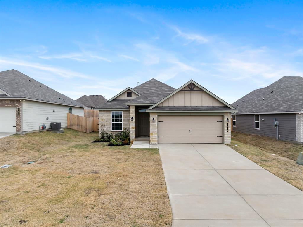 1410 Lake Ridge Drive, Brenham, Texas image 2