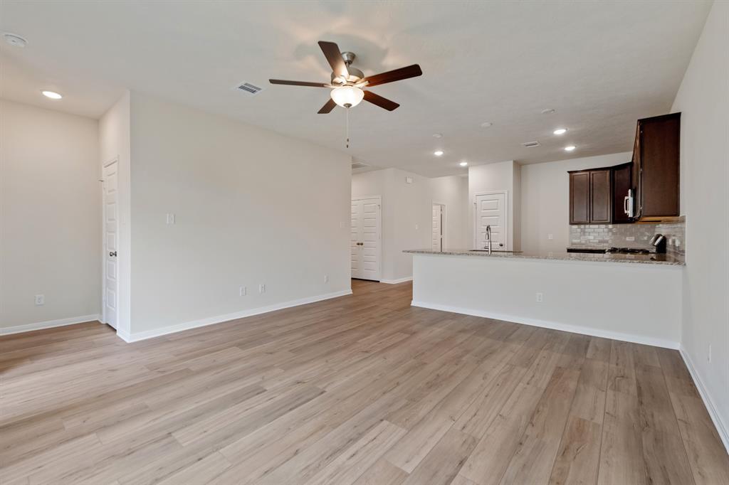 1410 Lake Ridge Drive, Brenham, Texas image 22