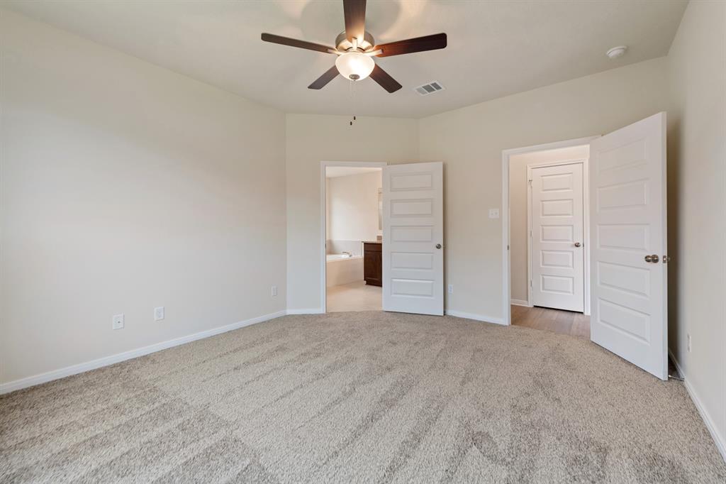 1410 Lake Ridge Drive, Brenham, Texas image 34