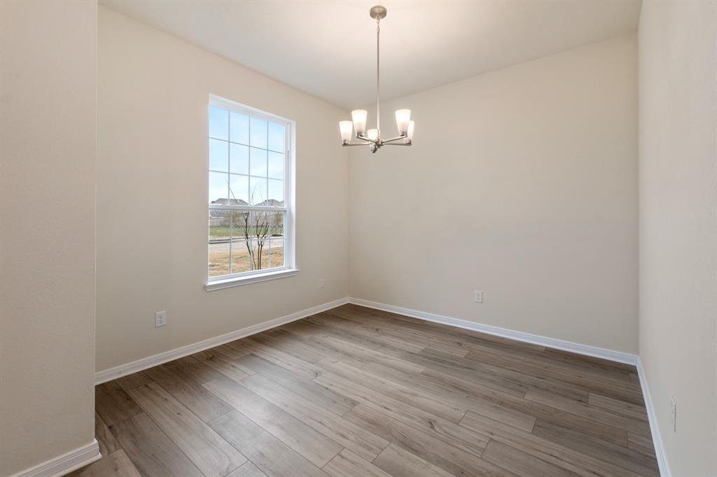 1410 Lake Ridge Drive, Brenham, Texas image 9