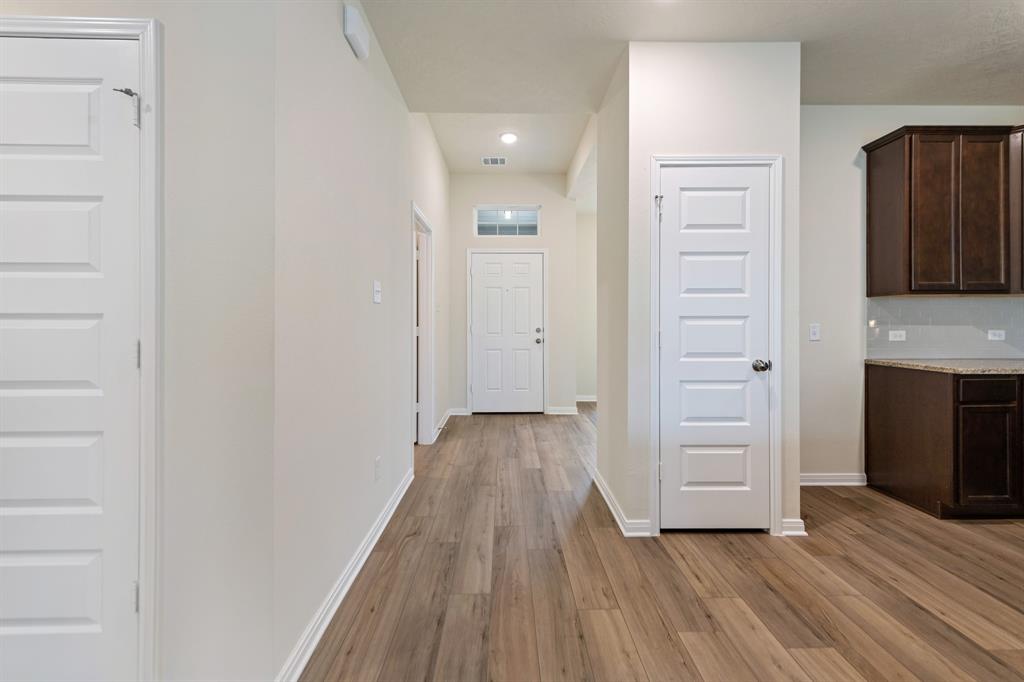 1410 Lake Ridge Drive, Brenham, Texas image 23