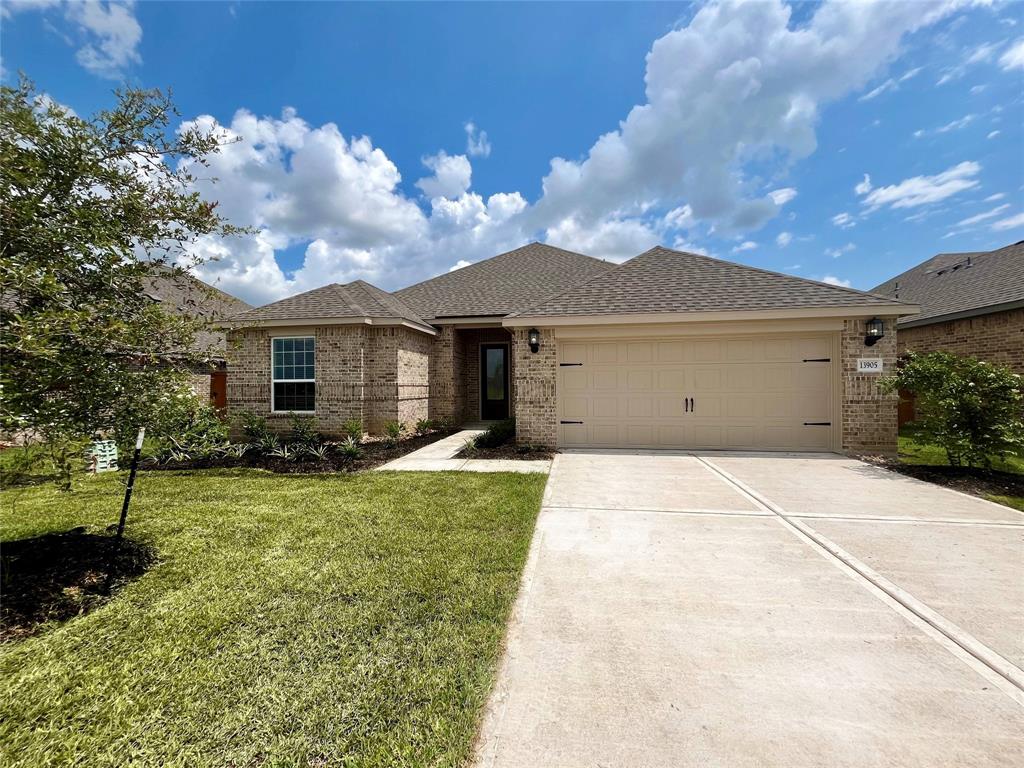 13905 Starboard Reach Drive, Texas City, Texas image 1