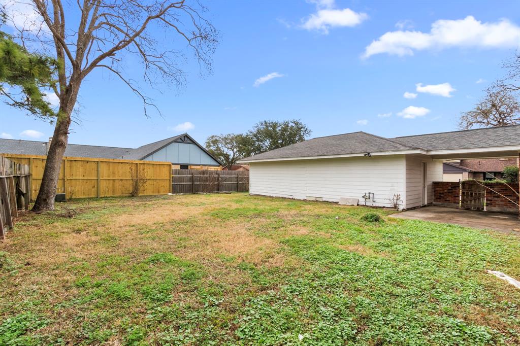 600 Pinebrook Lane, Baytown, Texas image 18