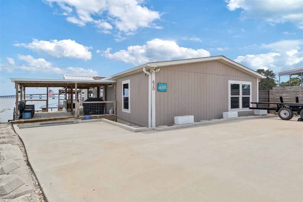 620 Lagoon Drive, Point Blank, Texas image 2