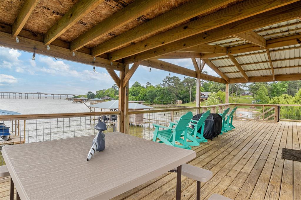 620 Lagoon Drive, Point Blank, Texas image 8