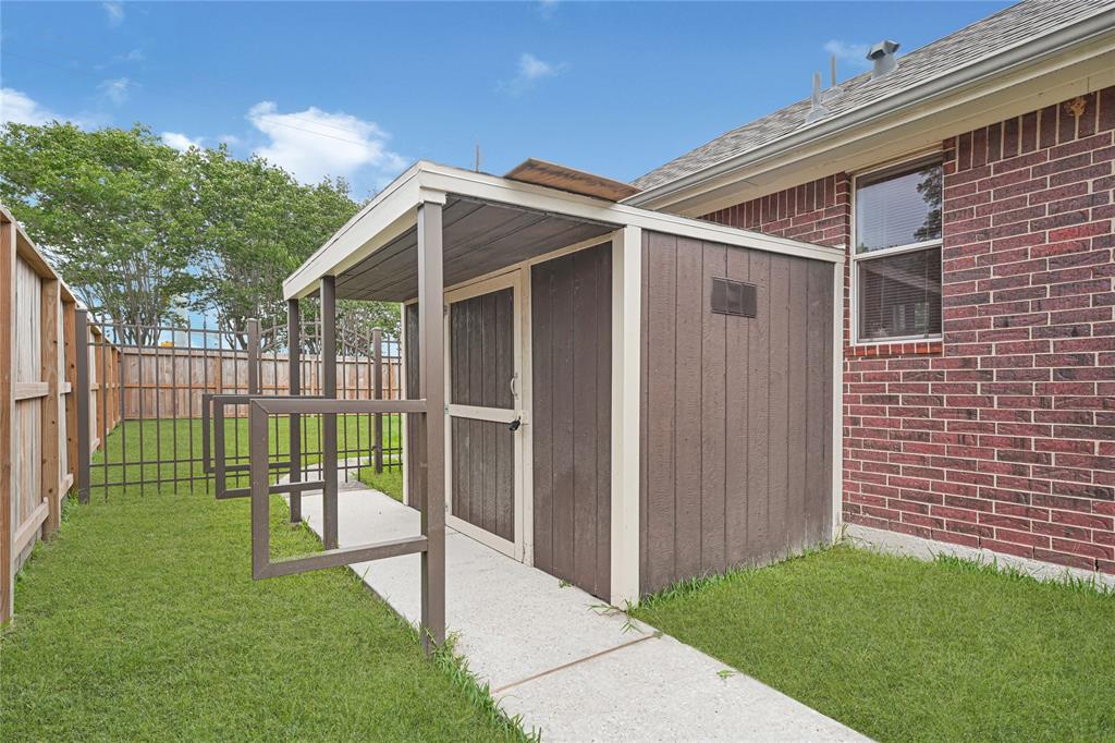 2414 Fern Lacy Court, Spring, Texas image 8