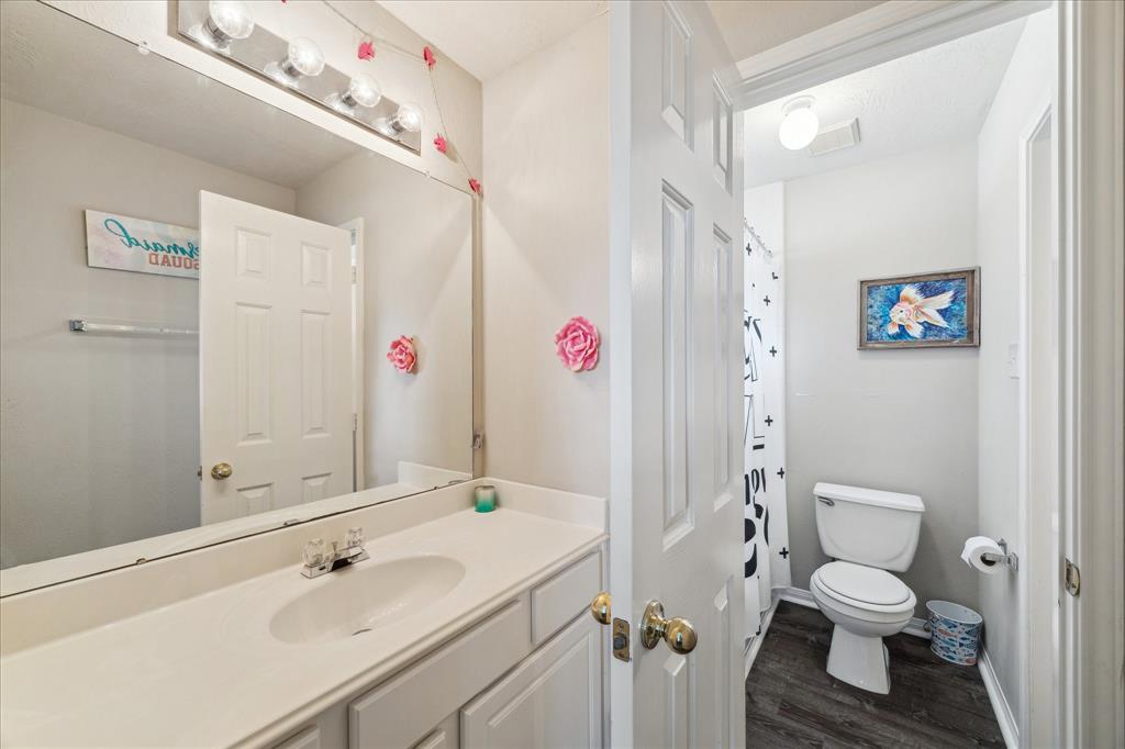 2338 Bay Hill Drive, Baytown, Texas image 18
