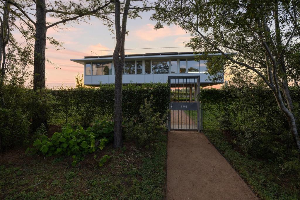 3308 St Emanuel Street, Houston, Texas image 3