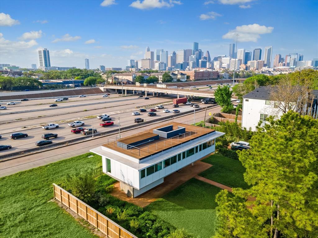 3308 St Emanuel Street, Houston, Texas image 2