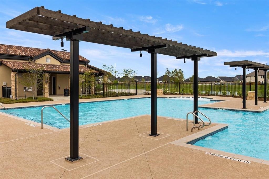 19910 Prairie Spider Drive, Cypress, Texas image 23