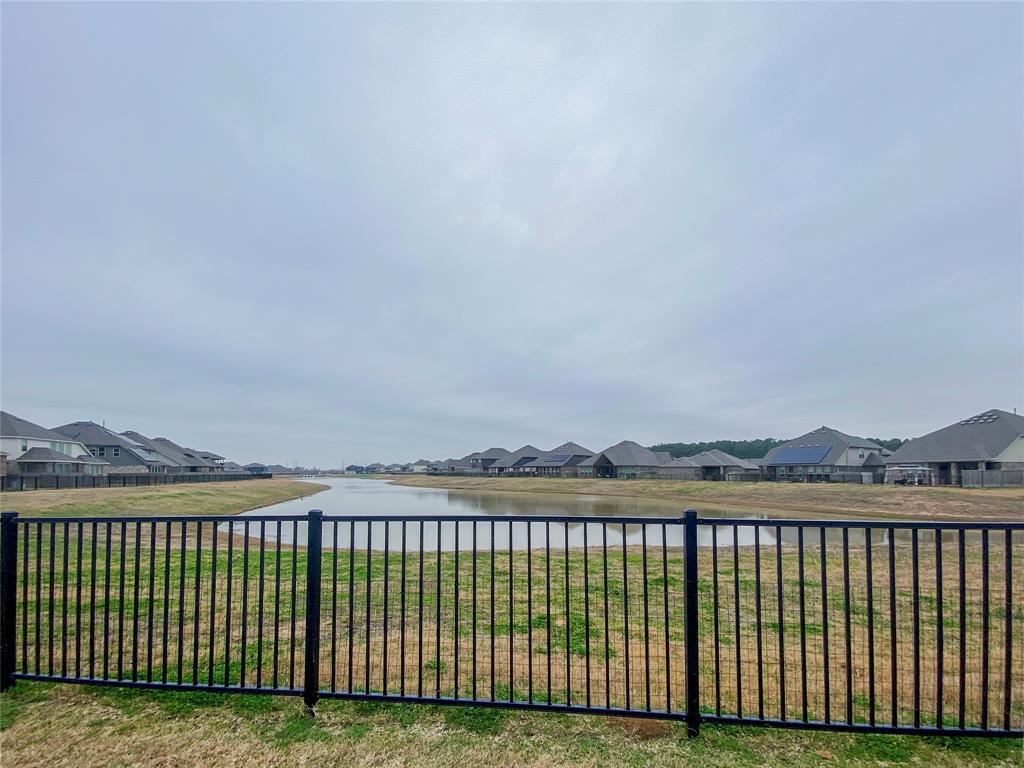 6323 Belleau Lake Drive, Katy, Texas image 5